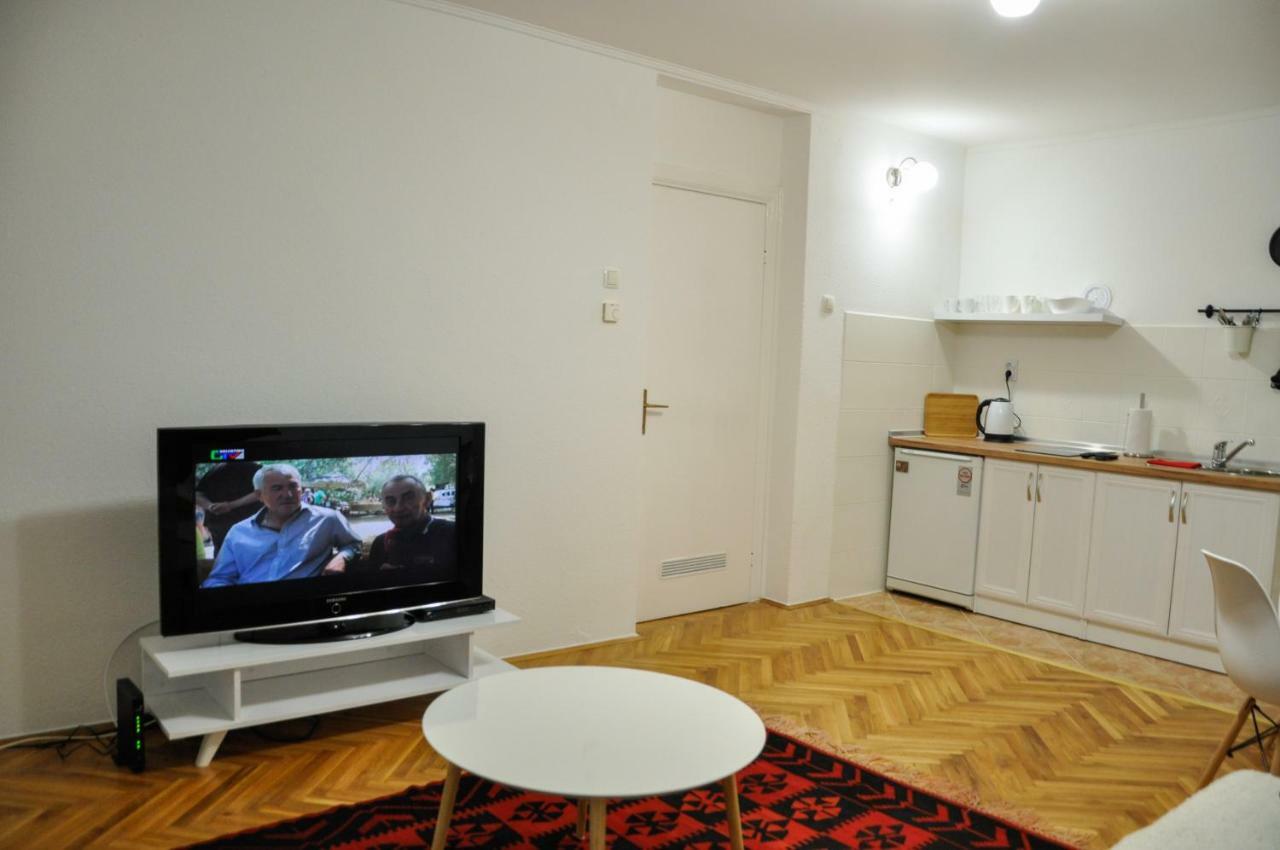 Zvekir - Old Town Apartment Sarajevo Luaran gambar